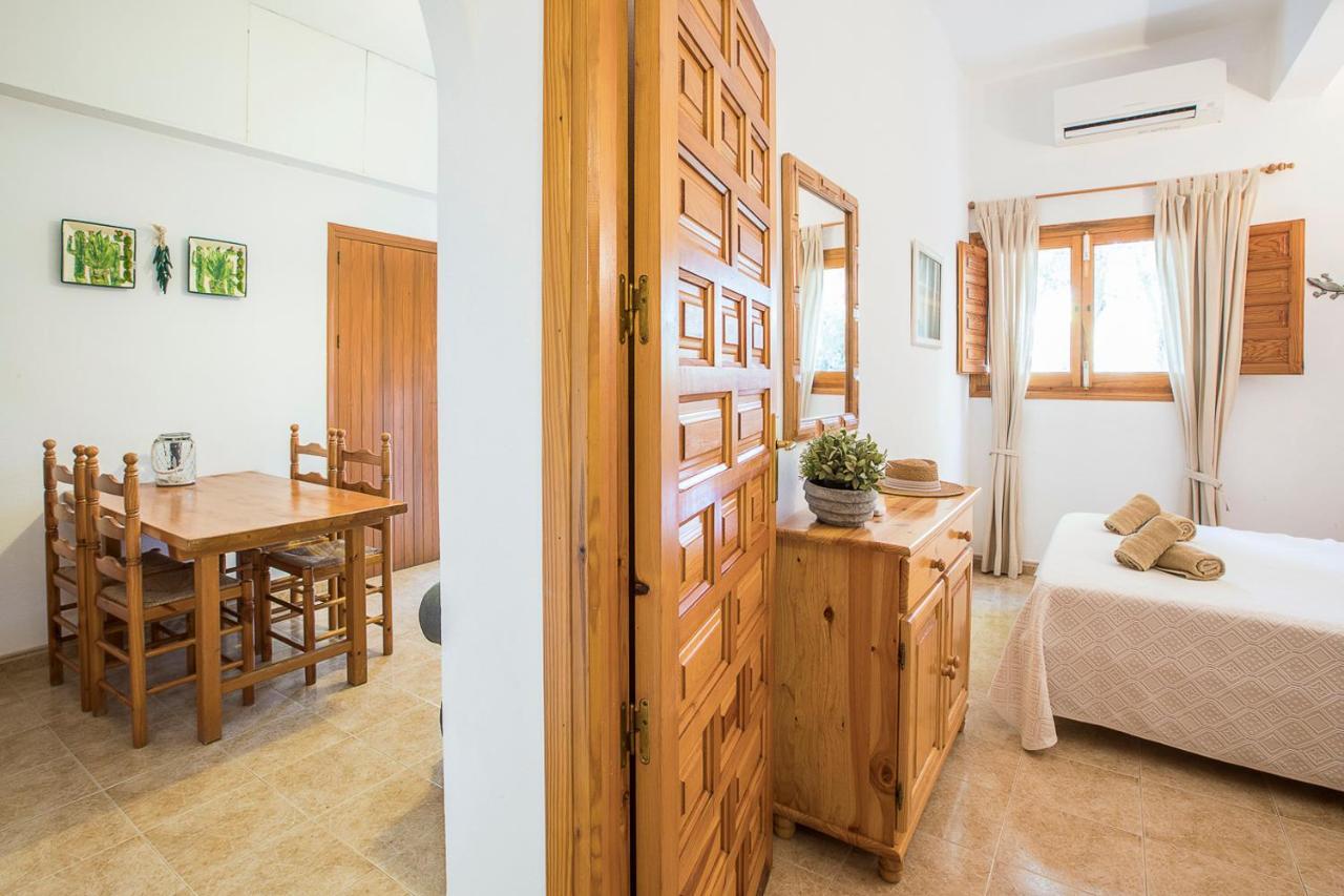 Apartamentos Molina 9-10-11 埃斯卡洛 外观 照片