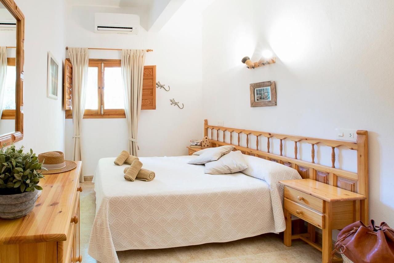 Apartamentos Molina 9-10-11 埃斯卡洛 外观 照片