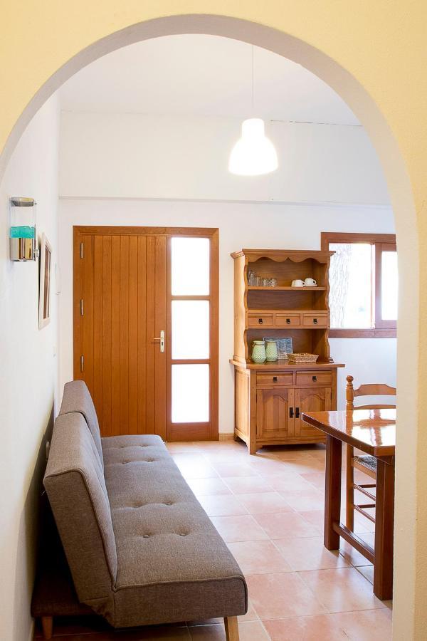 Apartamentos Molina 9-10-11 埃斯卡洛 外观 照片