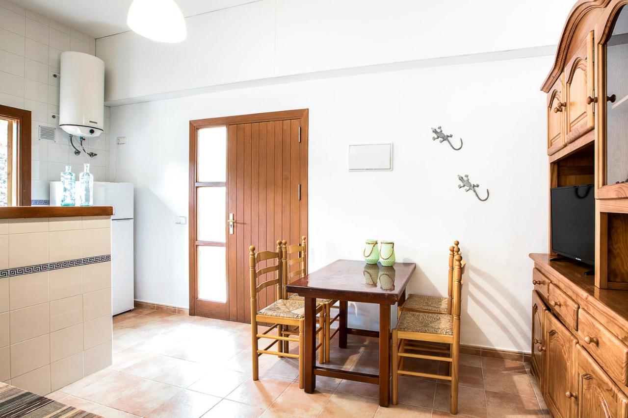 Apartamentos Molina 9-10-11 埃斯卡洛 外观 照片
